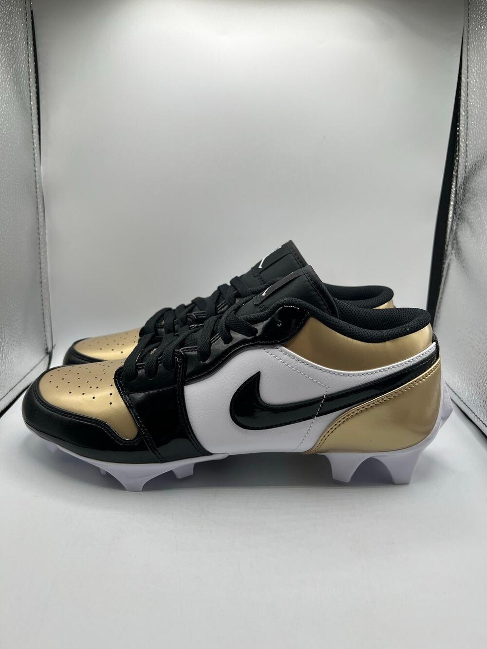 Air Jordan 1 Low TD Cleat ‘Gold Toe’ size 10 mens